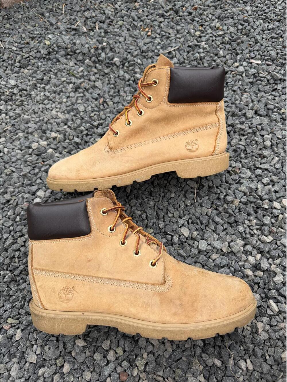 Timberland Classic Waterproof Boot Wheat Size 7M 8.5W